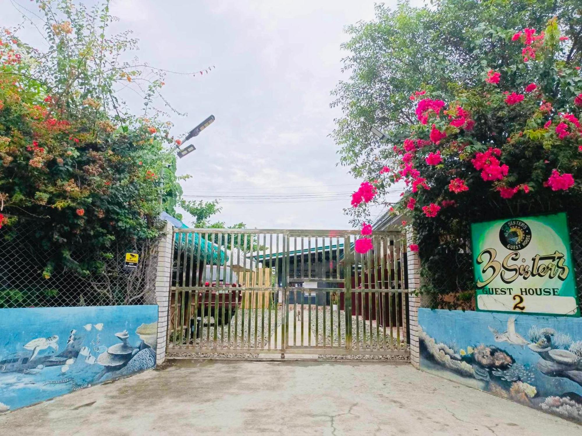 3 Sisters Guest House 2 Moalboal Exterior photo